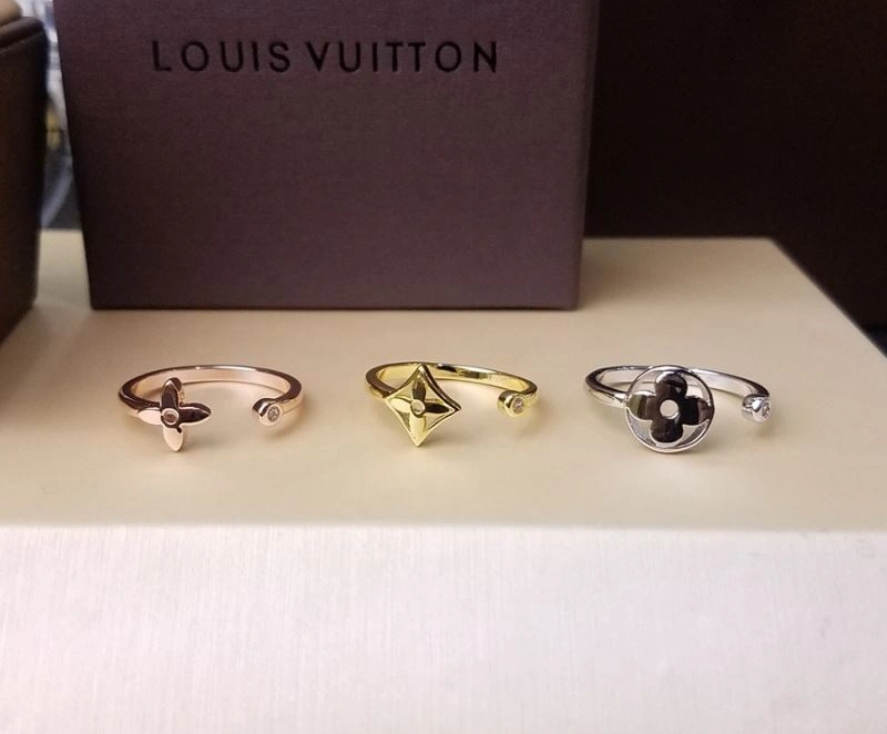 Lightweight Louis Vuitton Rings 249960