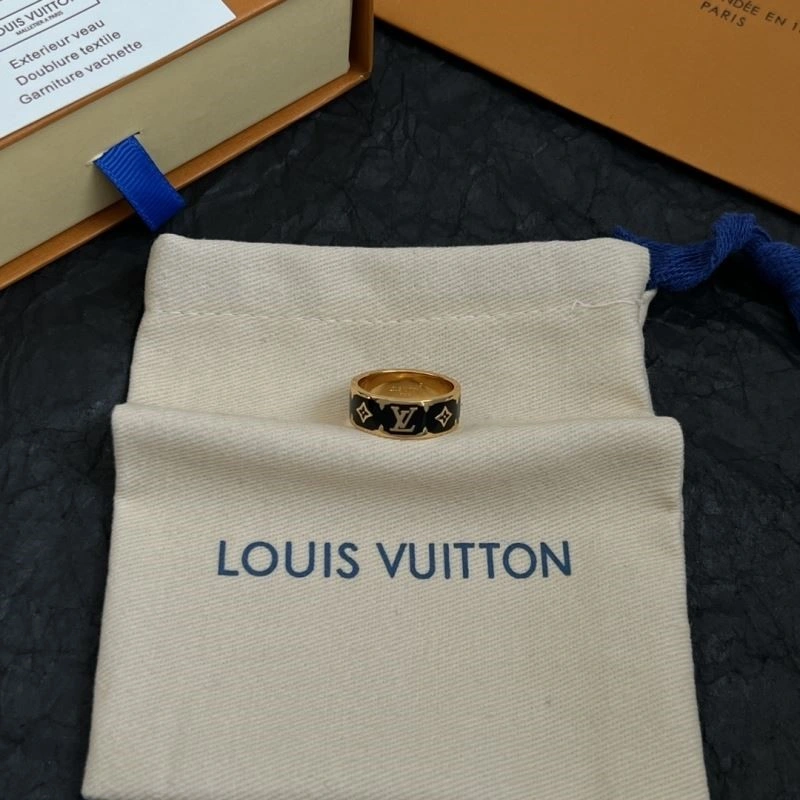 Louis Vuitton Rings Stylish 249654
