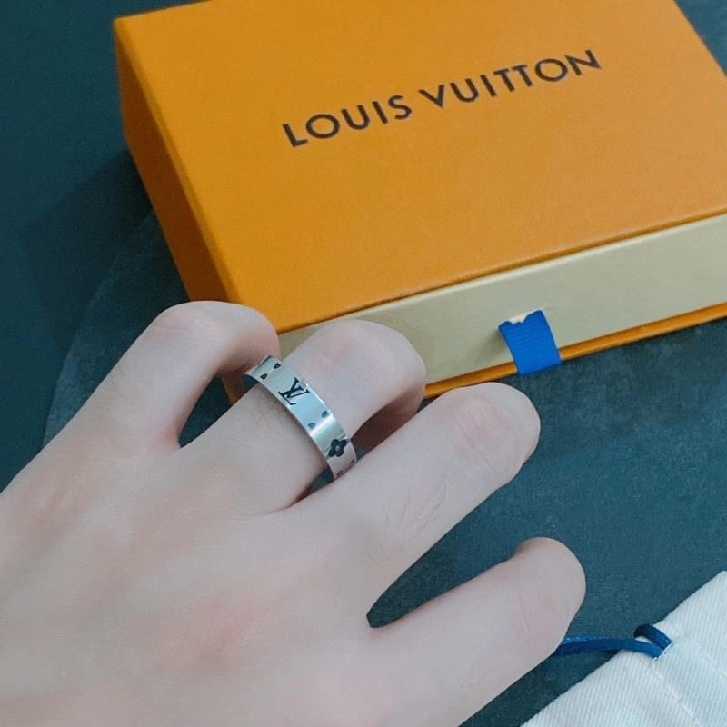 Upgraded Louis Vuitton Rings 249220