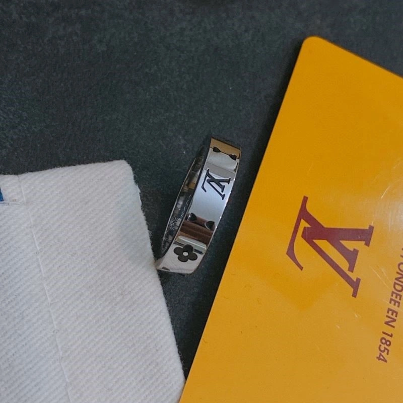 Upgraded Louis Vuitton Rings 249220