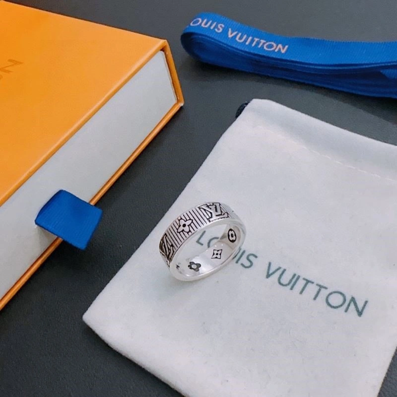Louis Vuitton Rings ZipUp 249217