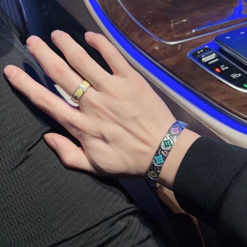 Louis Vuitton Rings FashionForward 249199