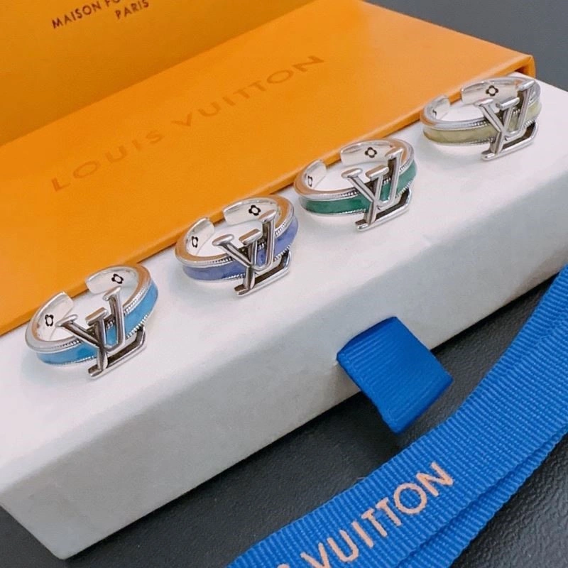 Compact Louis Vuitton Rings 249204