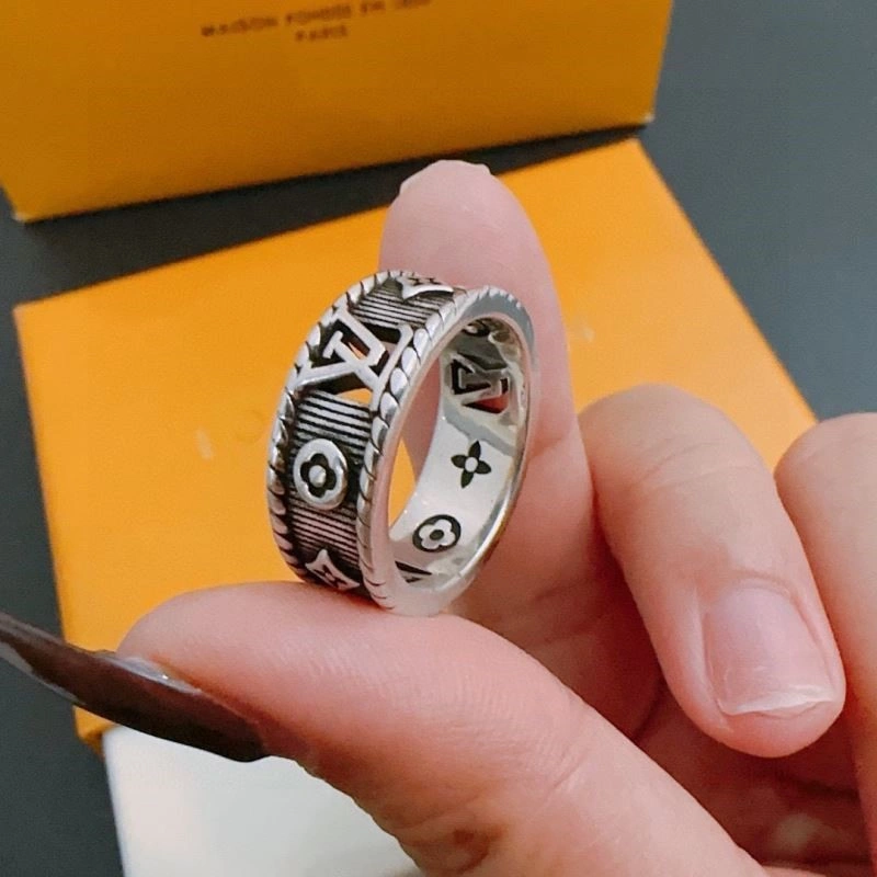 Minimalist Louis Vuitton Rings 249214