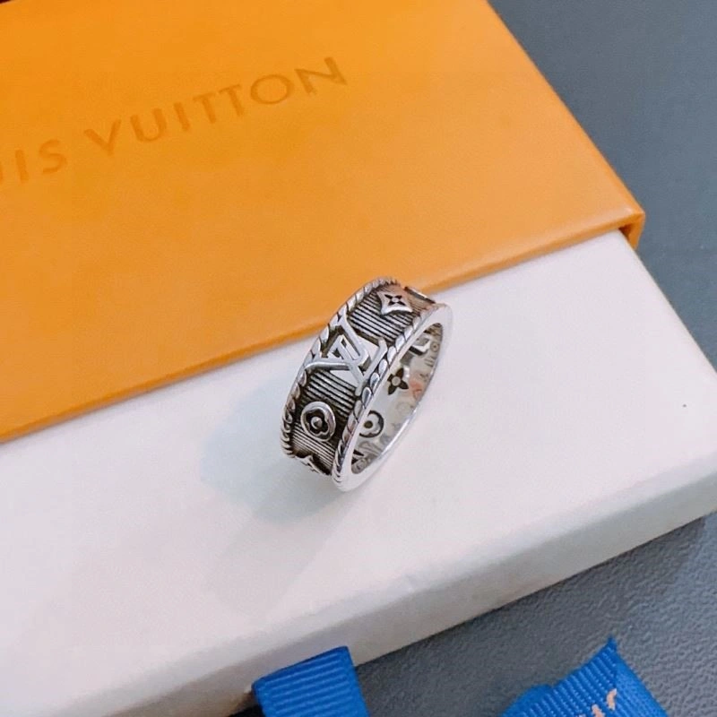 Minimalist Louis Vuitton Rings 249214