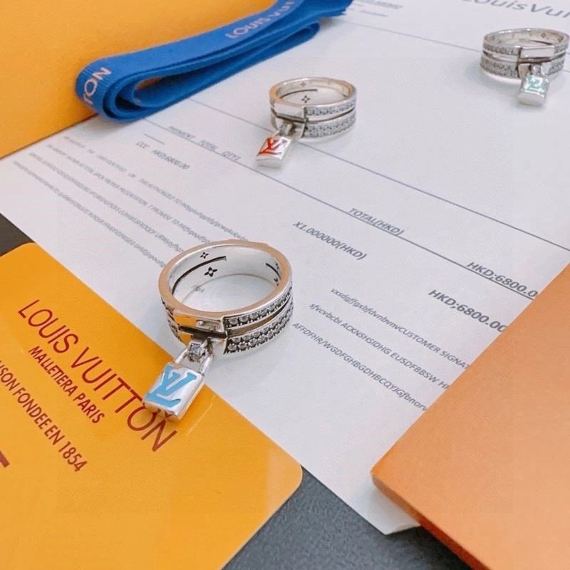 Bright Louis Vuitton Rings 249190