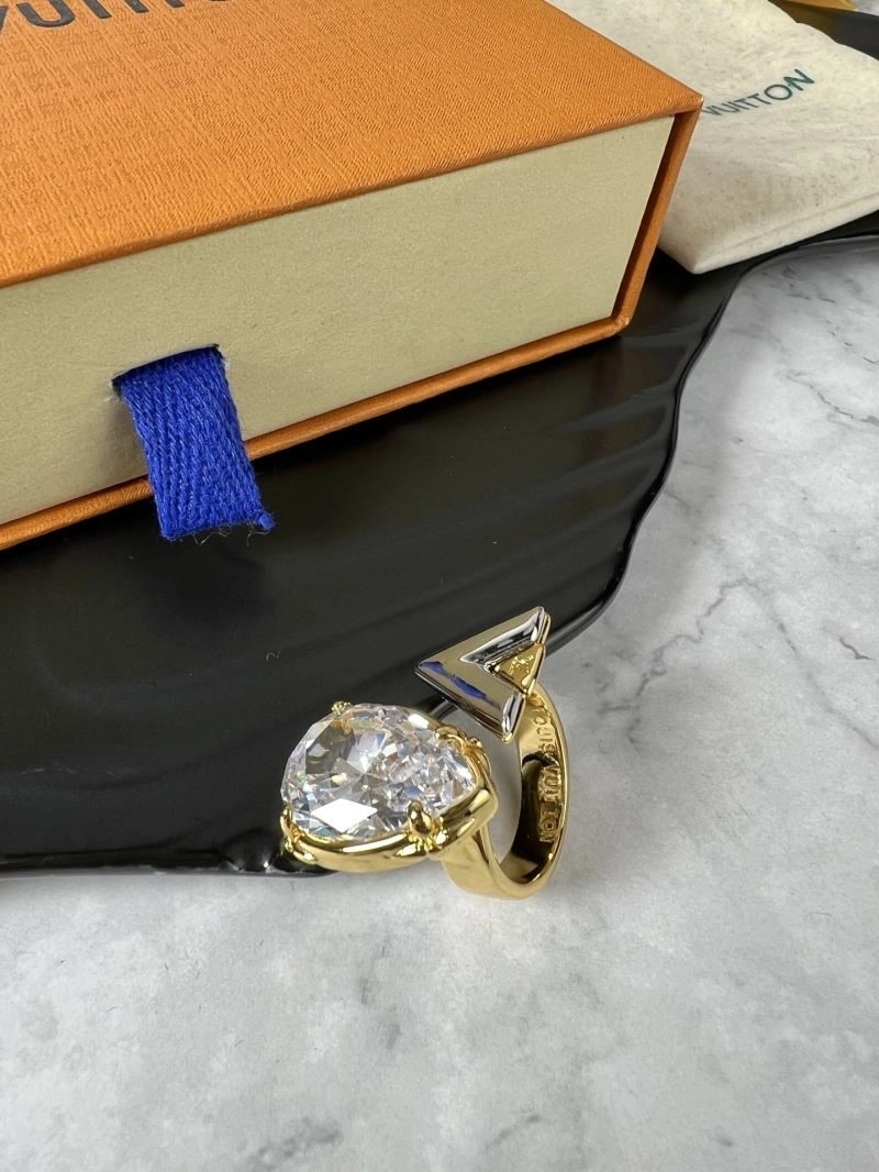 Louis Vuitton Rings Attractive 248844