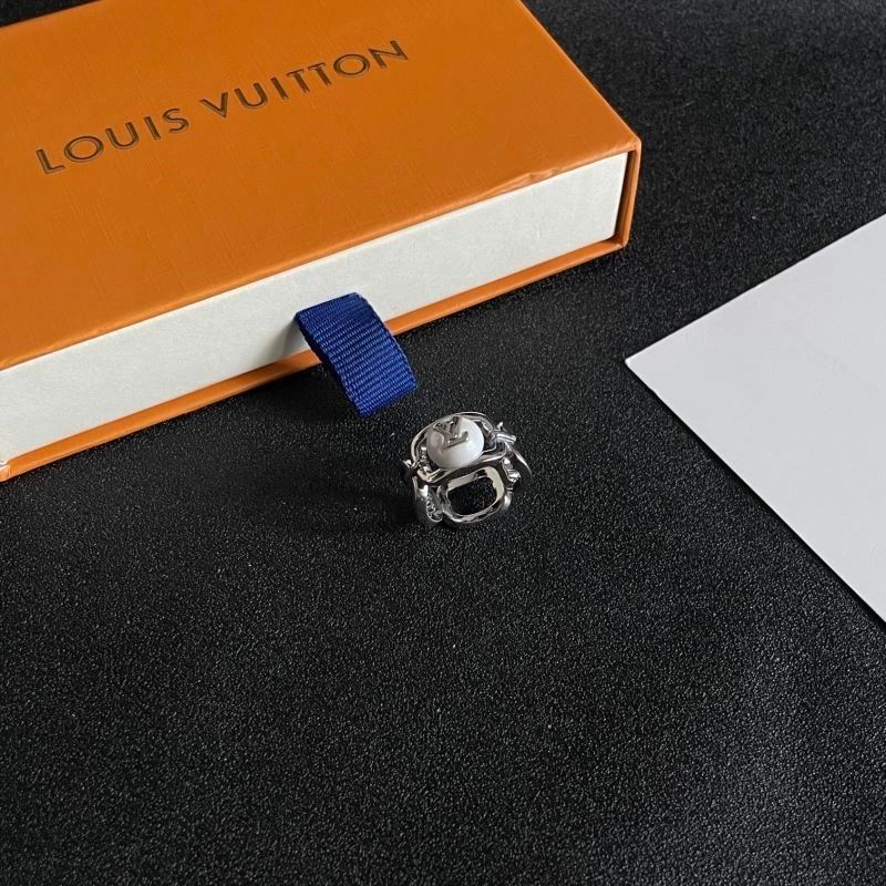Classic Louis Vuitton Rings 248821