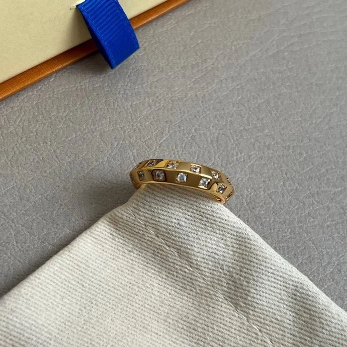 UrbanStyle Louis Vuitton Rings 248833