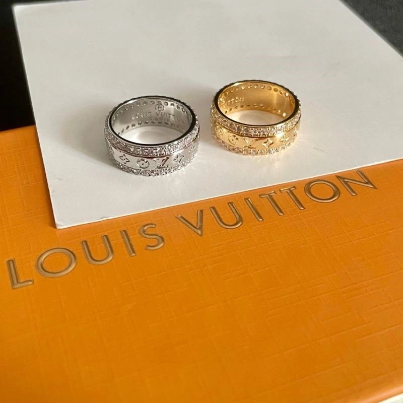 MultiPurpose Louis Vuitton Rings 248394