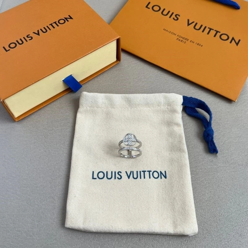 Louis Vuitton Rings Supportive 248391