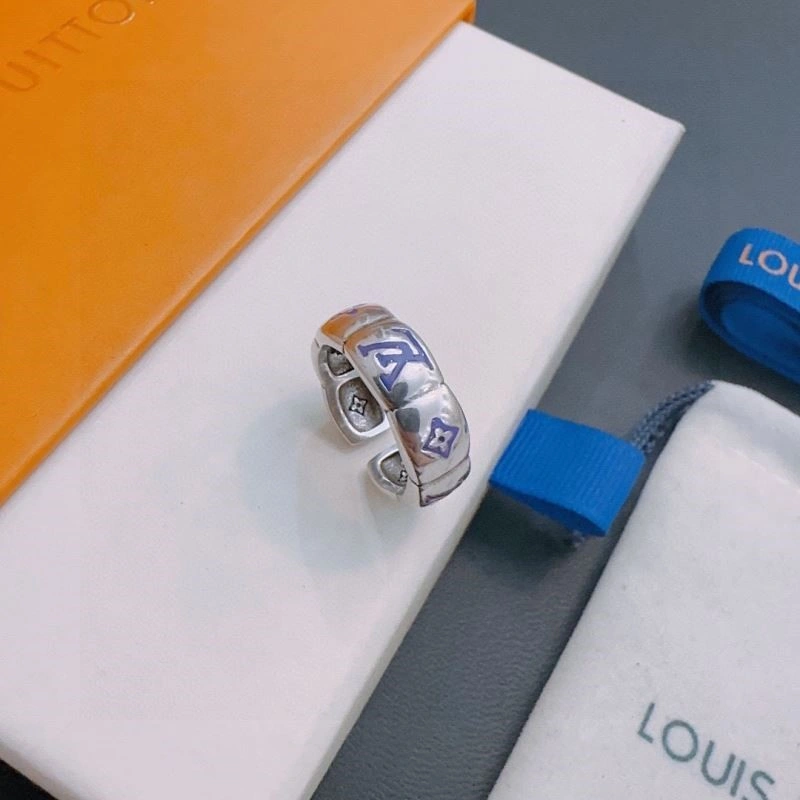Louis Vuitton Rings Sporty 248400