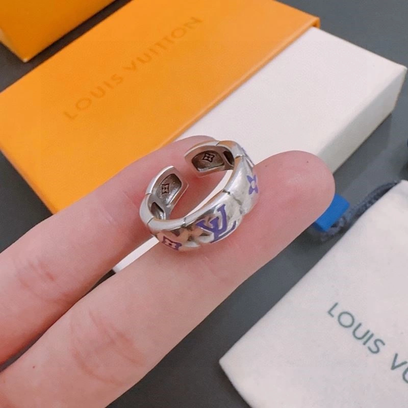 Louis Vuitton Rings Sporty 248400