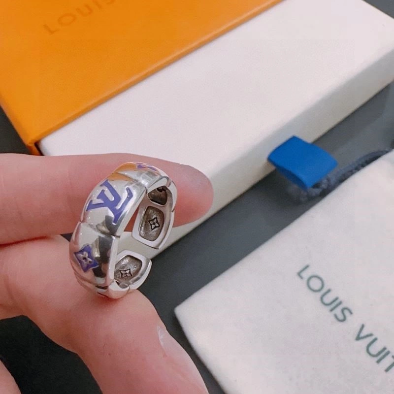 Louis Vuitton Rings Sporty 248400