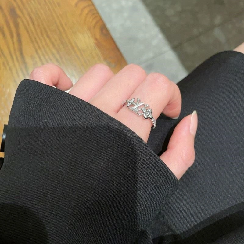 Louis Vuitton Rings Stretchable 248383