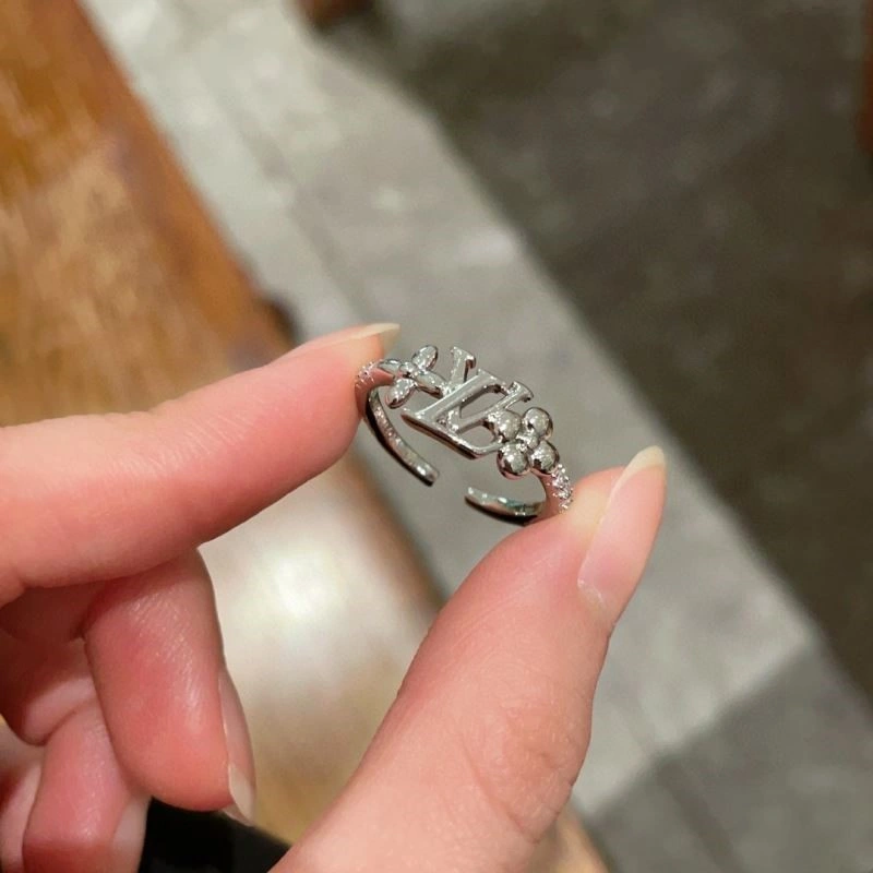 Louis Vuitton Rings Stretchable 248383