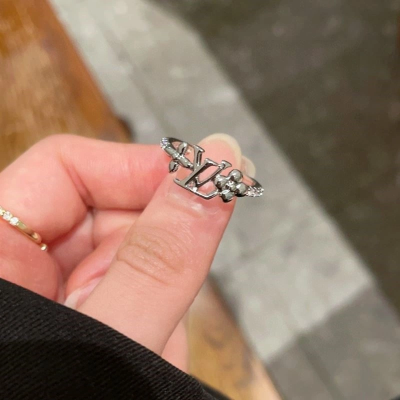 Louis Vuitton Rings Stretchable 248383