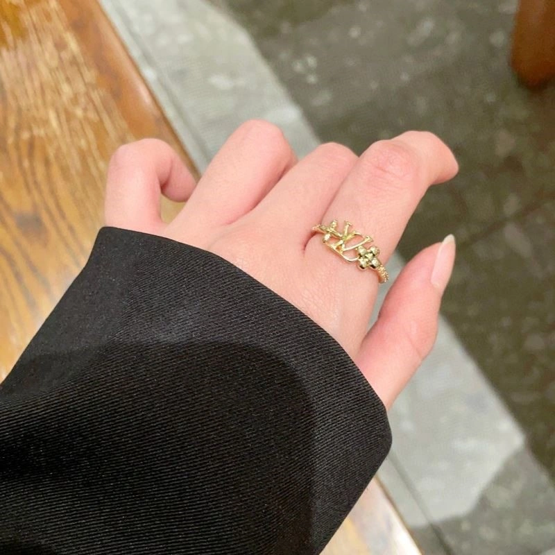 Premium Louis Vuitton Rings 248386