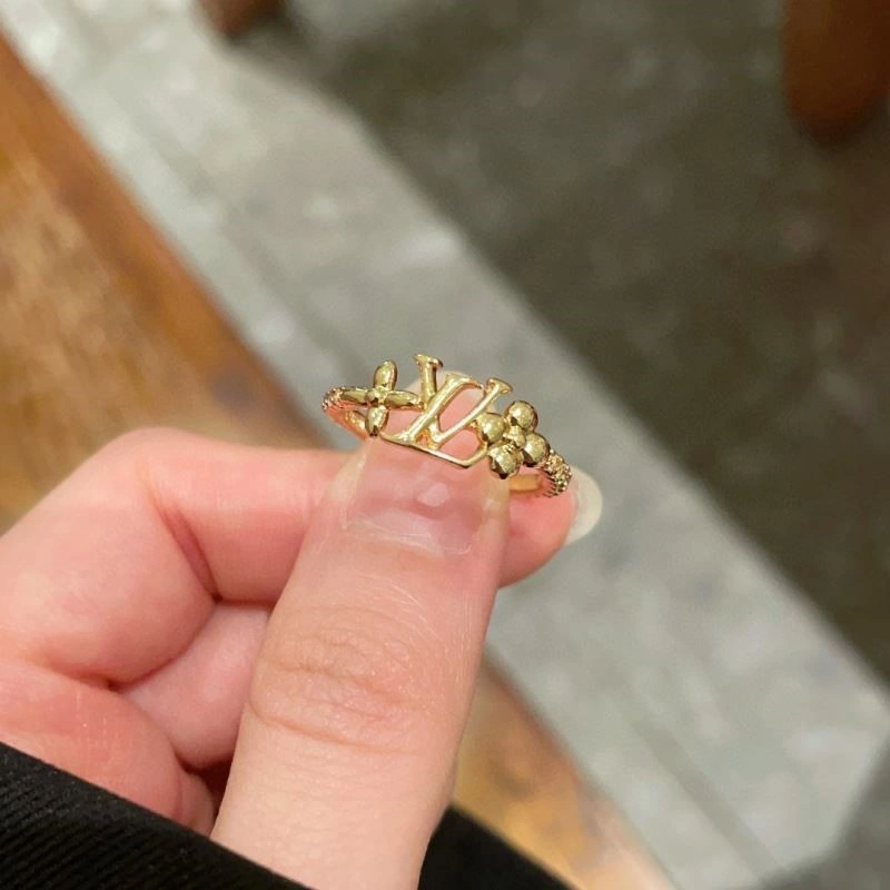 Premium Louis Vuitton Rings 248386