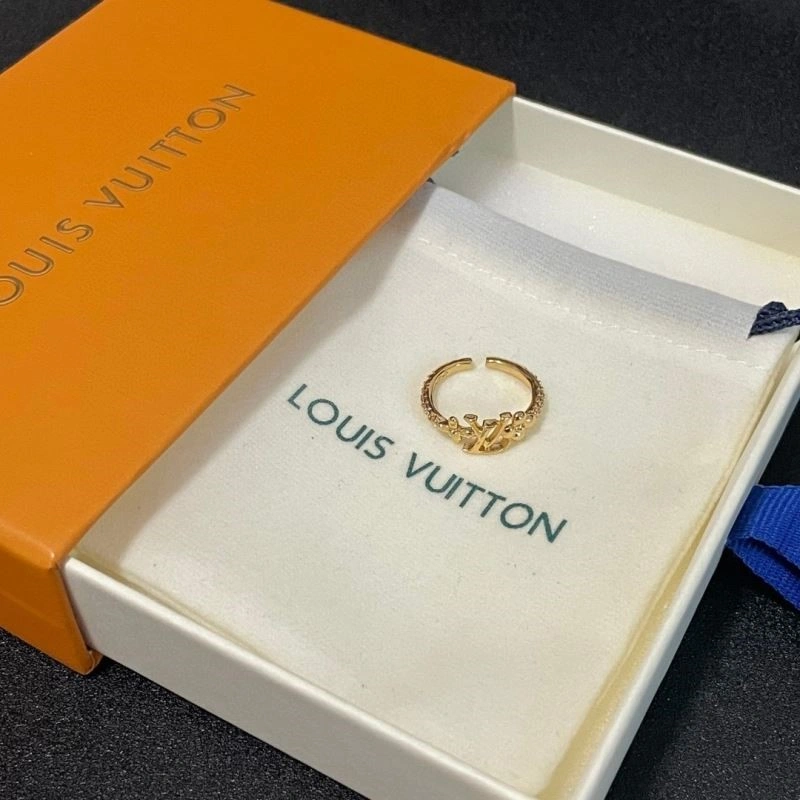 Premium Louis Vuitton Rings 248386