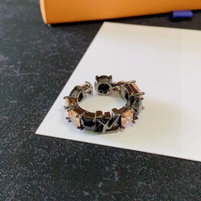 SoftTouch Louis Vuitton Rings 248385