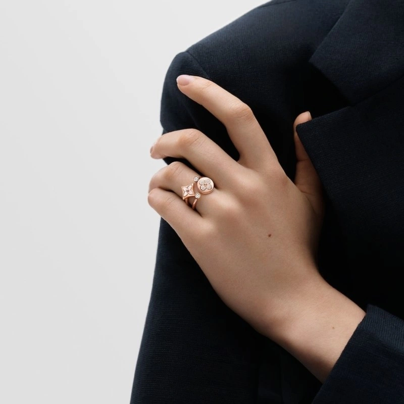 Louis Vuitton Rings Sporty 248381