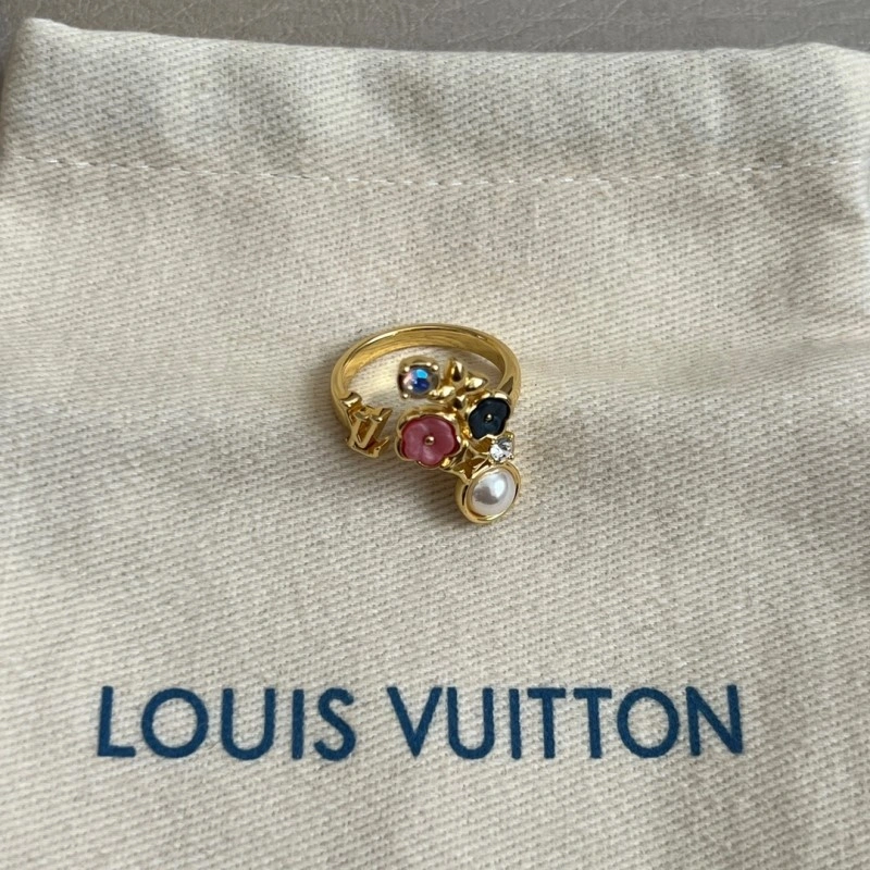 ModernLook Louis Vuitton Rings 247676