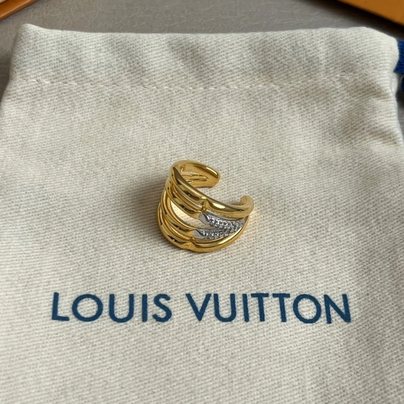 SoftTouch Louis Vuitton Rings 247666