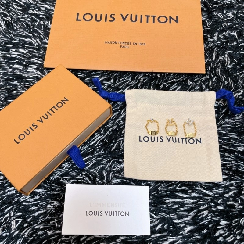 TravelReady Louis Vuitton Rings 247659
