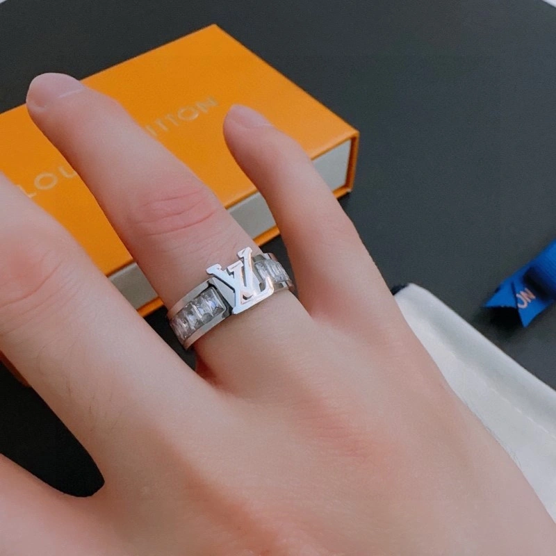 Louis Vuitton Rings EyeCatching 247649