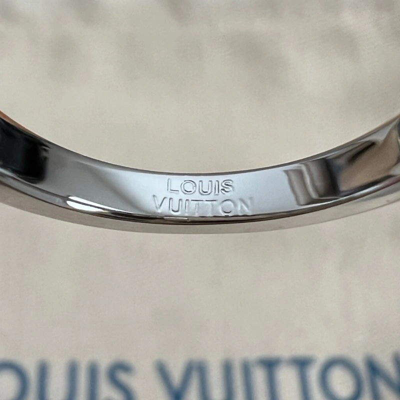 Louis Vuitton Rings Chic 247653