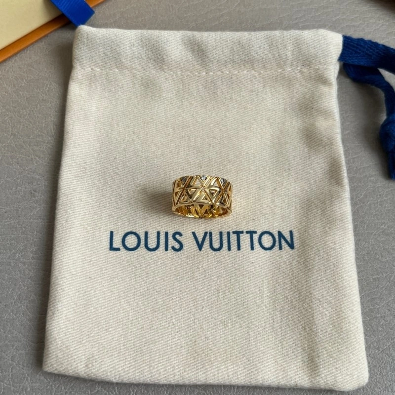 Casual Louis Vuitton Rings 247641