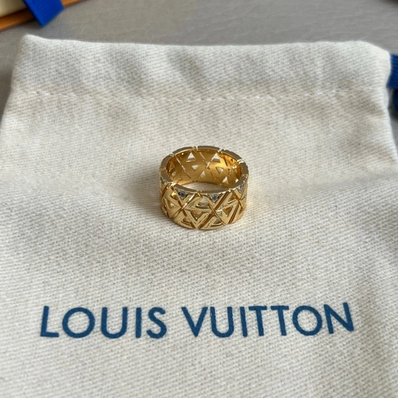 Casual Louis Vuitton Rings 247641