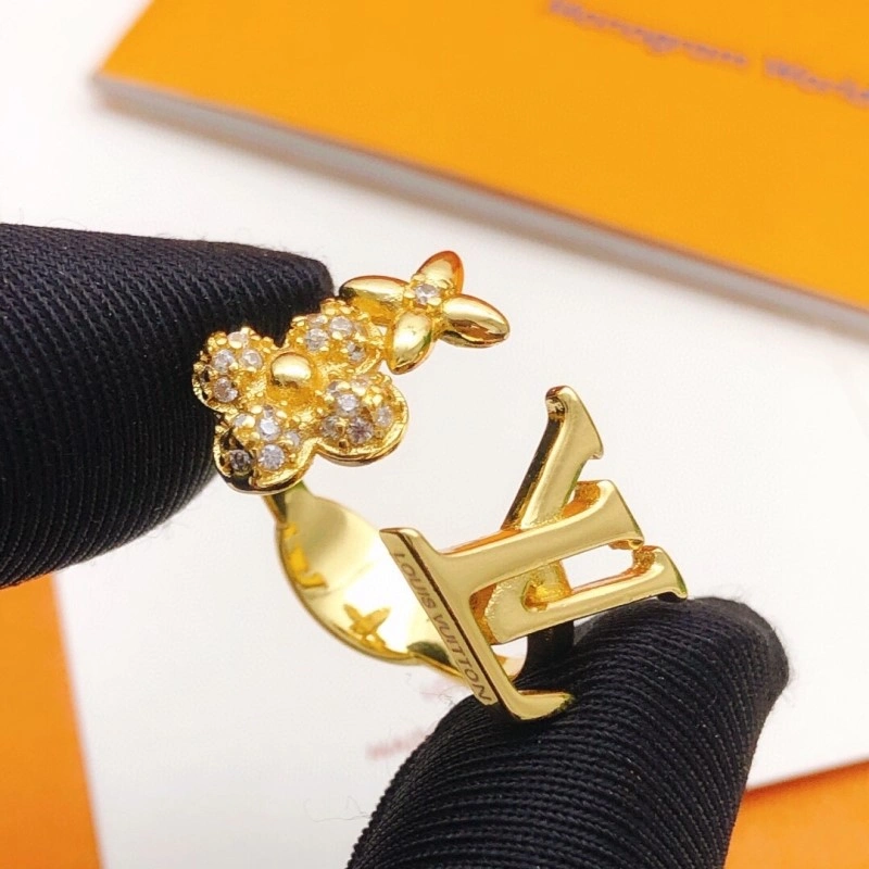 ModernLook Louis Vuitton Rings 247650