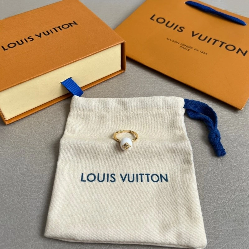 Resilient Louis Vuitton Rings 247648