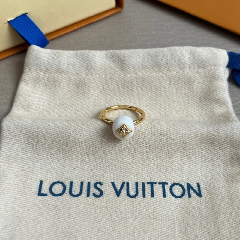 Resilient Louis Vuitton Rings 247648