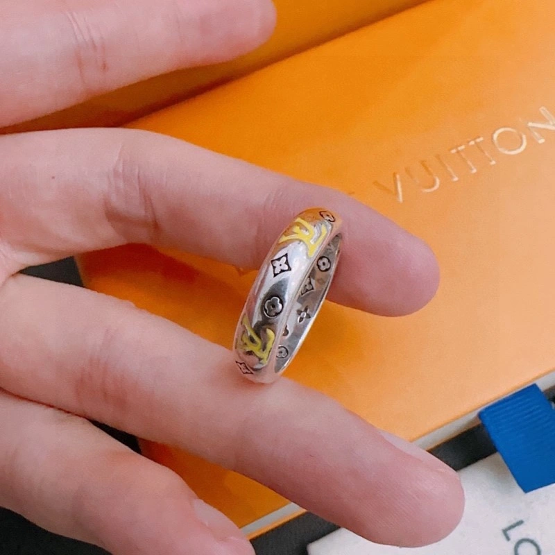 Louis Vuitton Rings Breathable 247629