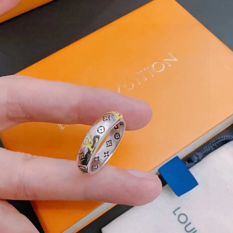 Louis Vuitton Rings Breathable 247629