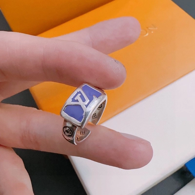 Louis Vuitton Rings Chic 247625