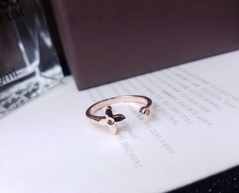 Louis Vuitton Rings MultiPurpose 247622