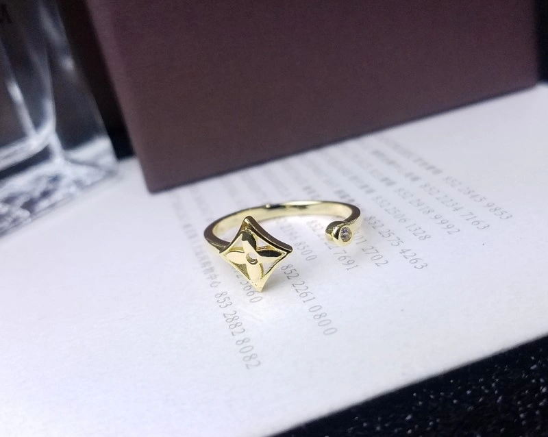 Louis Vuitton Rings MultiPurpose 247622