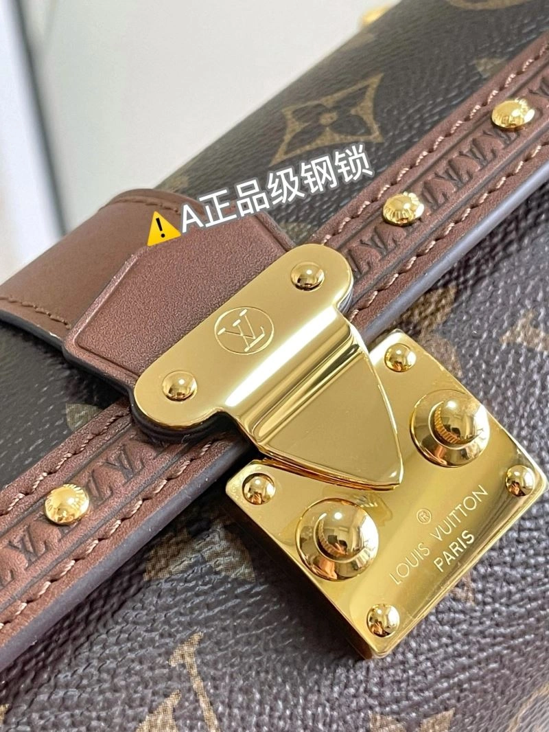 Stretchable Louis Vuitton Round Bags 94078
