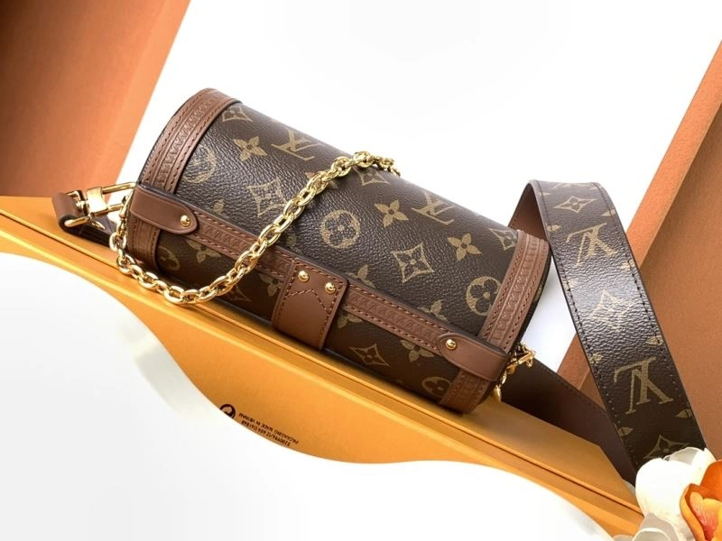 Sleek Louis Vuitton Round Bags 93887