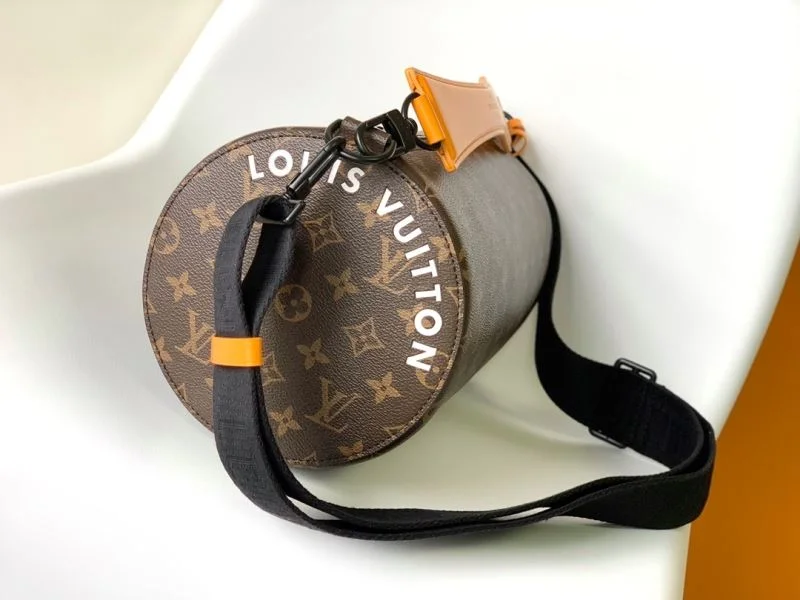 Comfortable Louis Vuitton Round Bags 42856