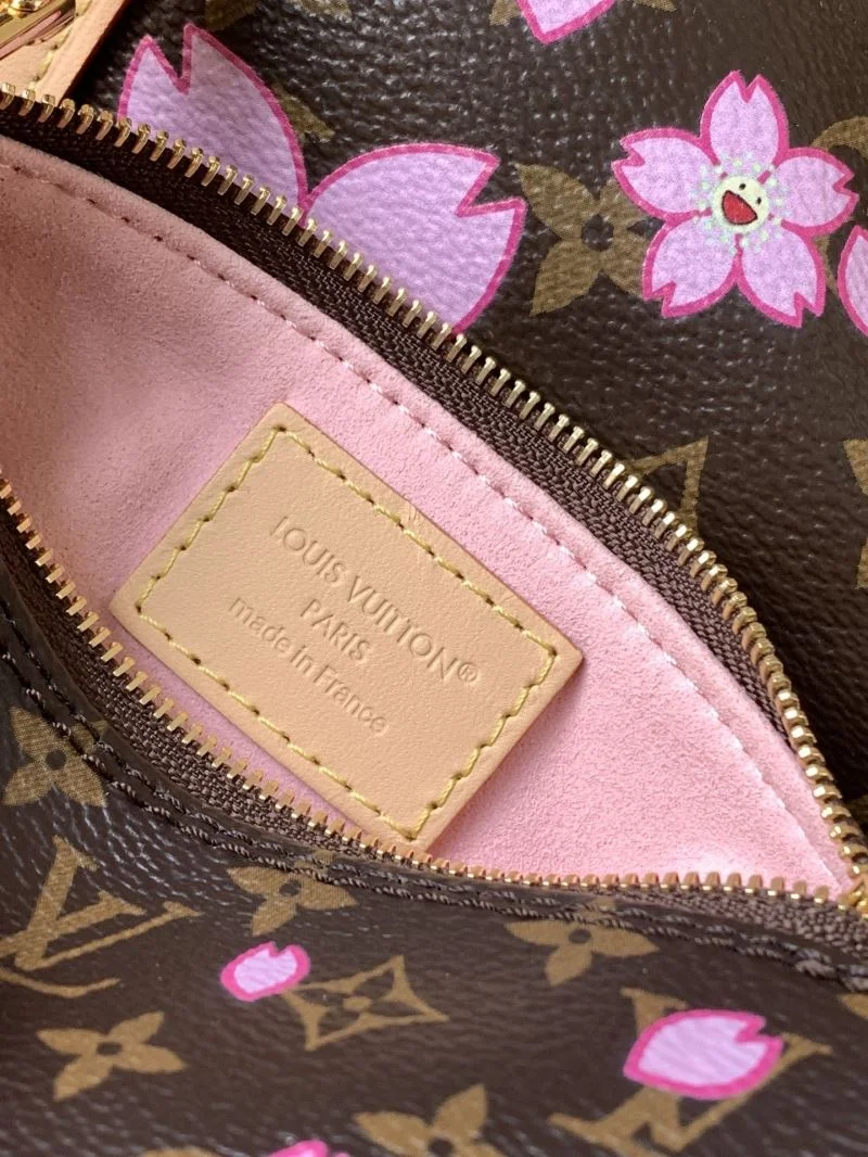 Lightweight Louis Vuitton Round Bags 42891