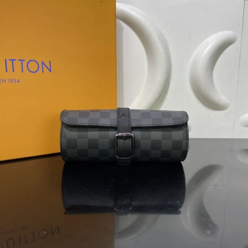 Neat Louis Vuitton Round Bags 41581