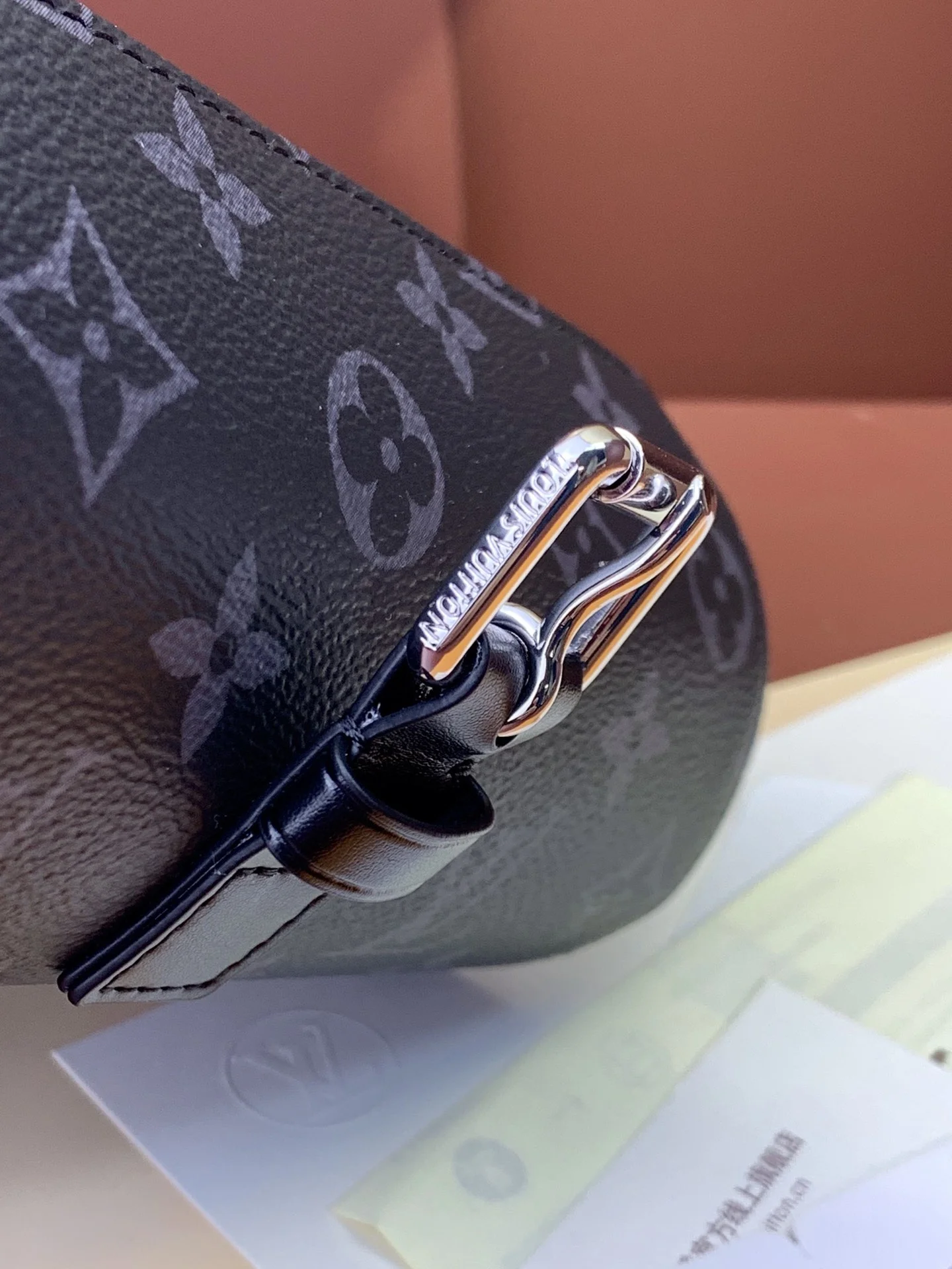 Louis Vuitton Round Bags Comfortable 56227