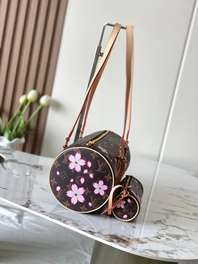 Louis Vuitton Round Bags Casual 38897