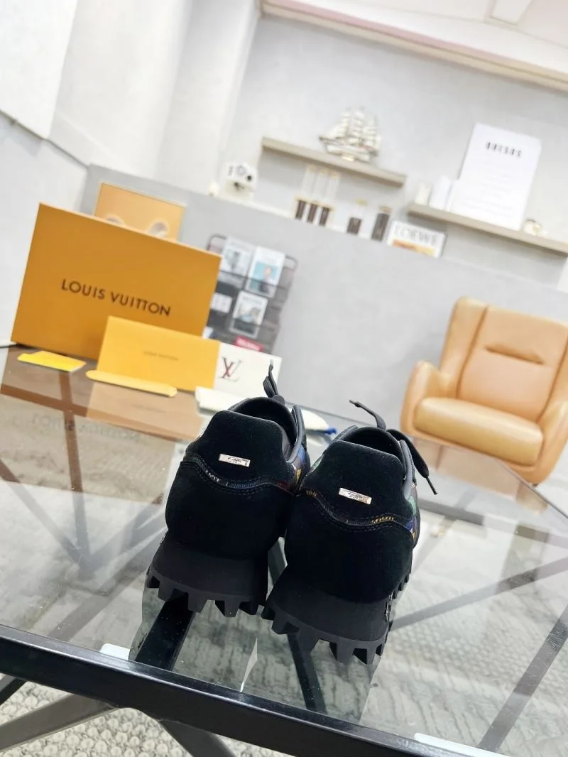 Louis Vuitton Run Away Sneaker Stylish 30709