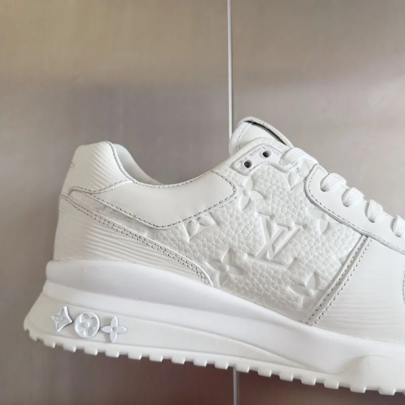 Louis Vuitton Run Away Sneaker Compact 31593
